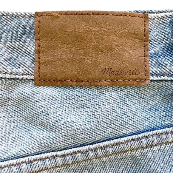 MADEWELL The Low-Slung Straight Jeans in Sevilla Light Wash Blue Loose Leg - Picture 11 of 13